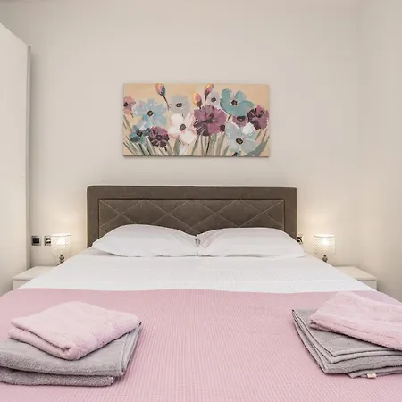 2 Bedroom Gorgeous In 펜션 *