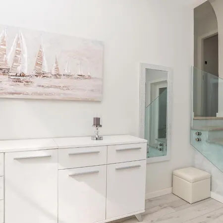 2 Bedroom Gorgeous In בית נופש *