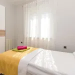 2 Bedroom Gorgeous In *
