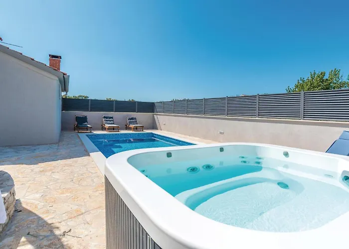 2 Bedroom Gorgeous In * Zadar